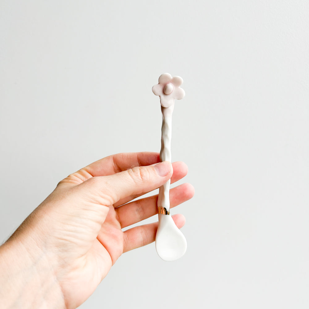 Porcelain flower spoon