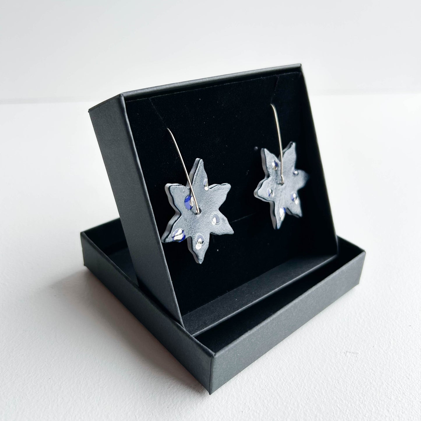 Large earrings | Porcelain | PLATINUM