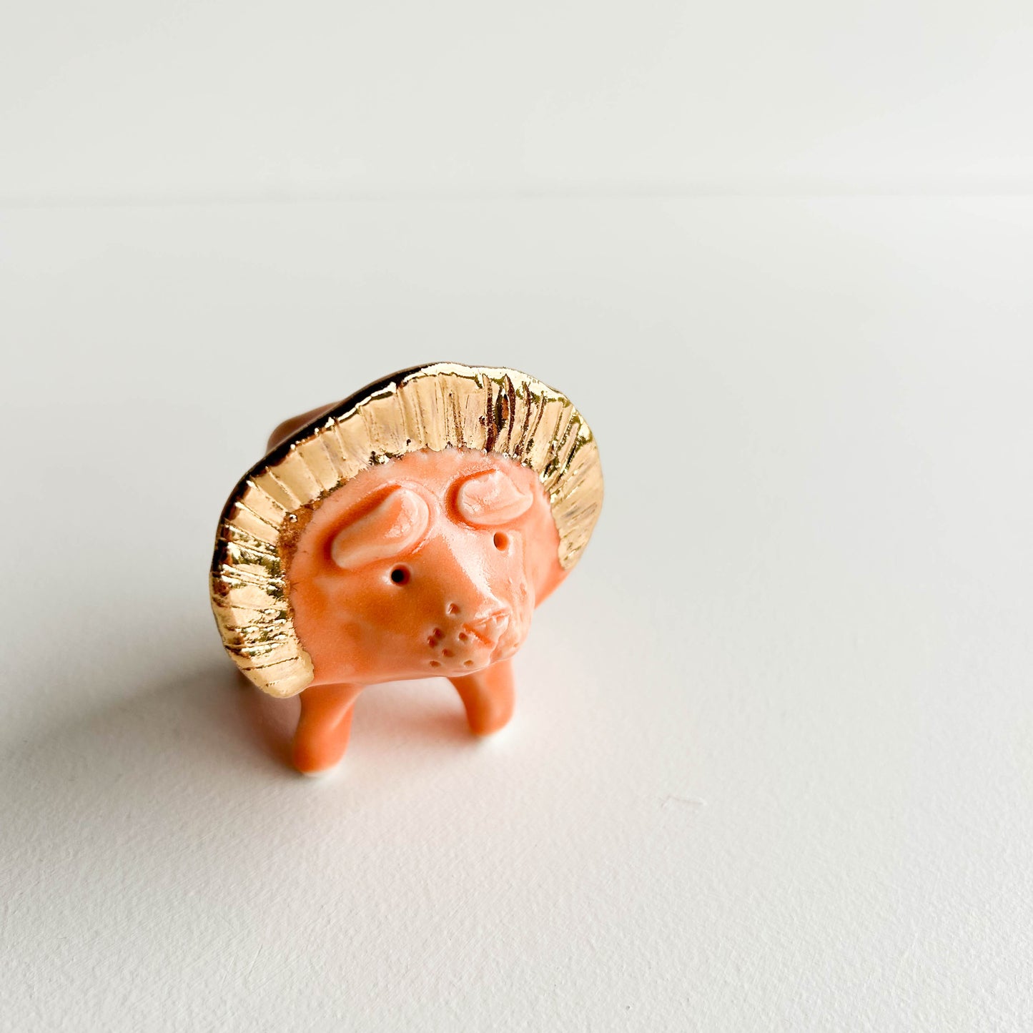 Porcelain Lion small orange GOLD