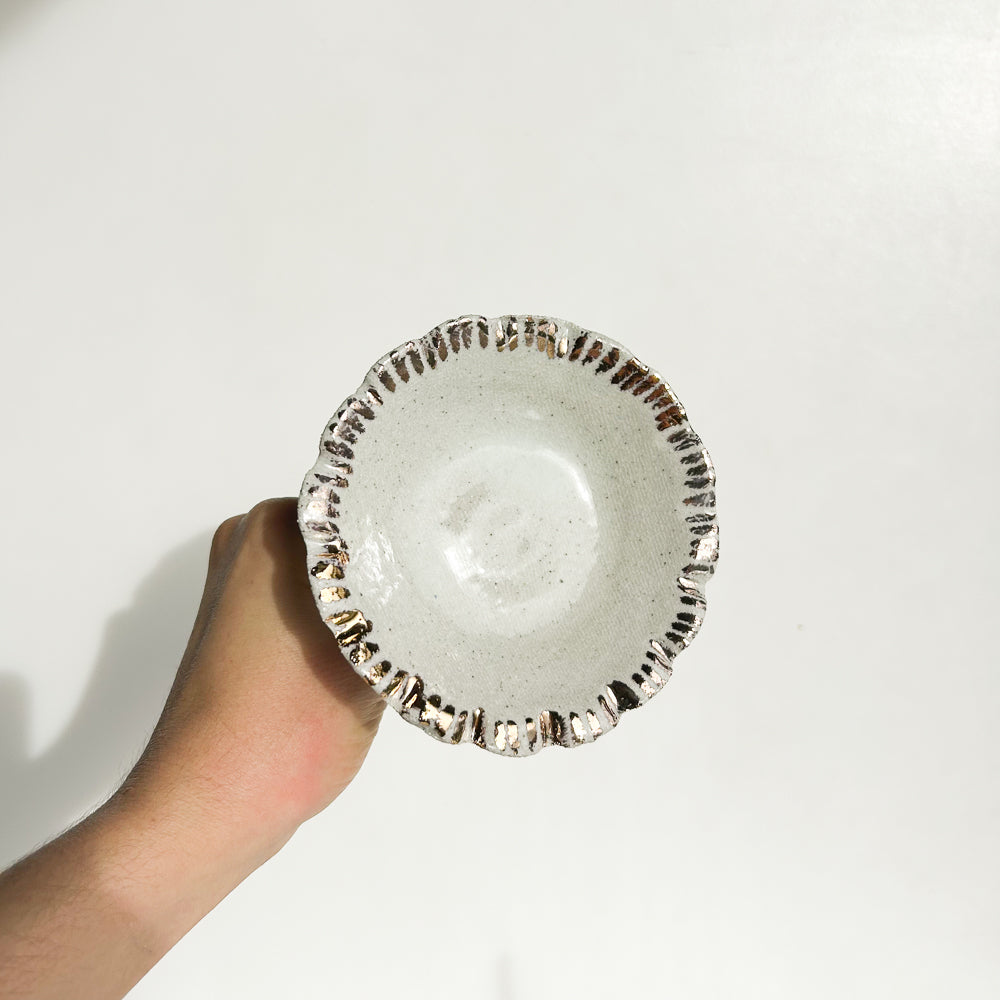 Single Flower Bee Bowl