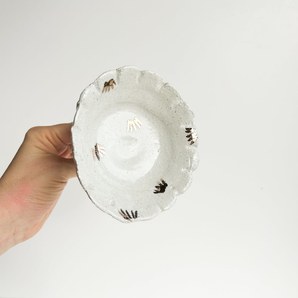 Single Flower Bee Bowl