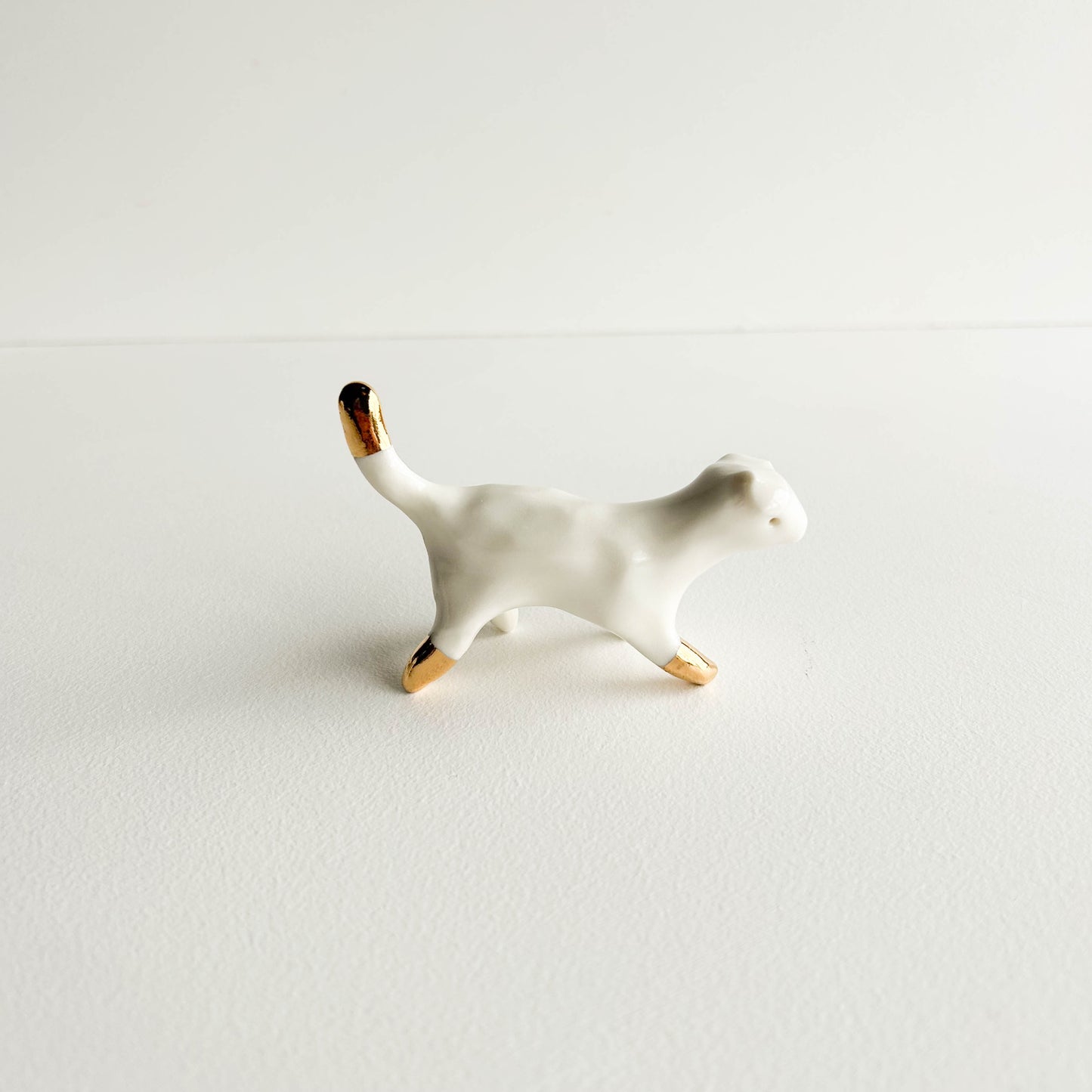 Porcelain DOG