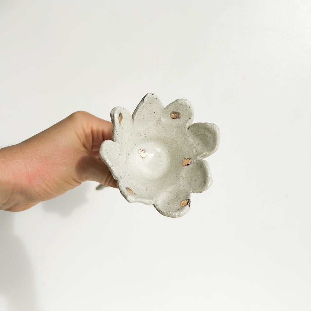 Single Flower Bee Bowl
