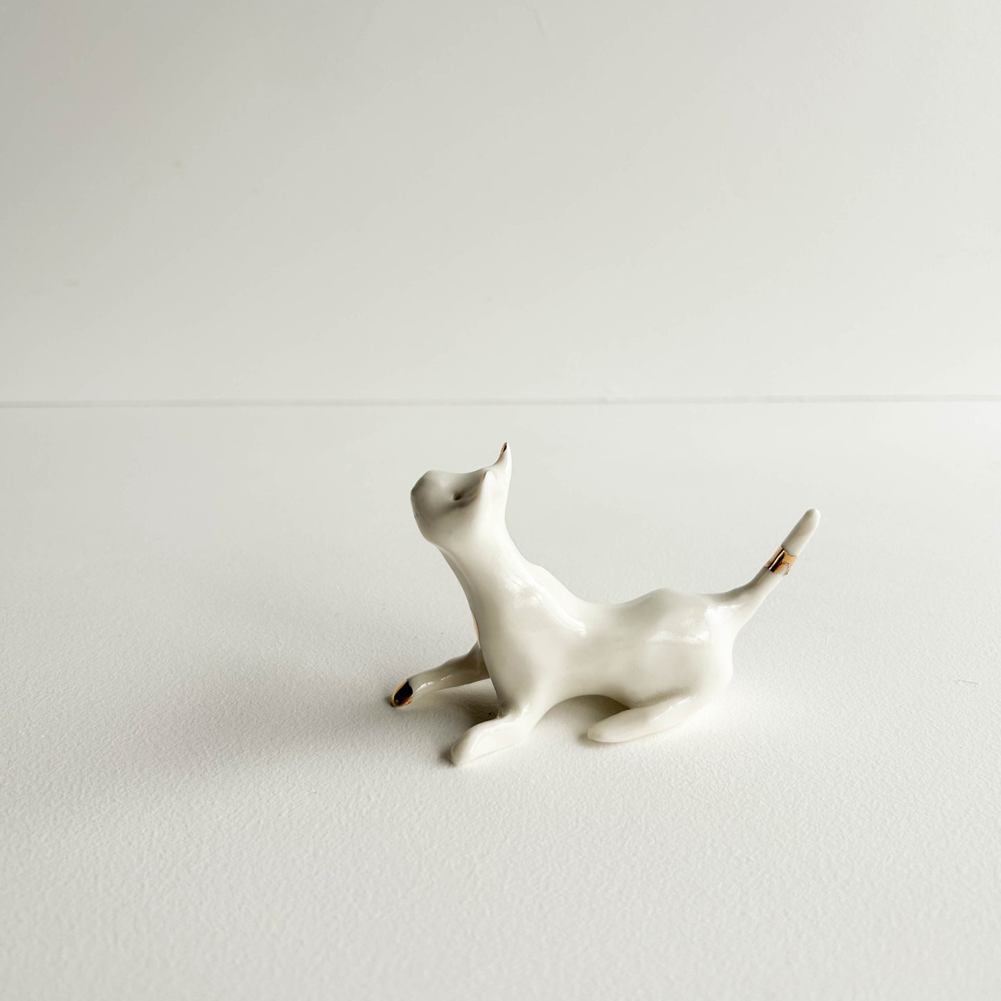 Porcelain DOG