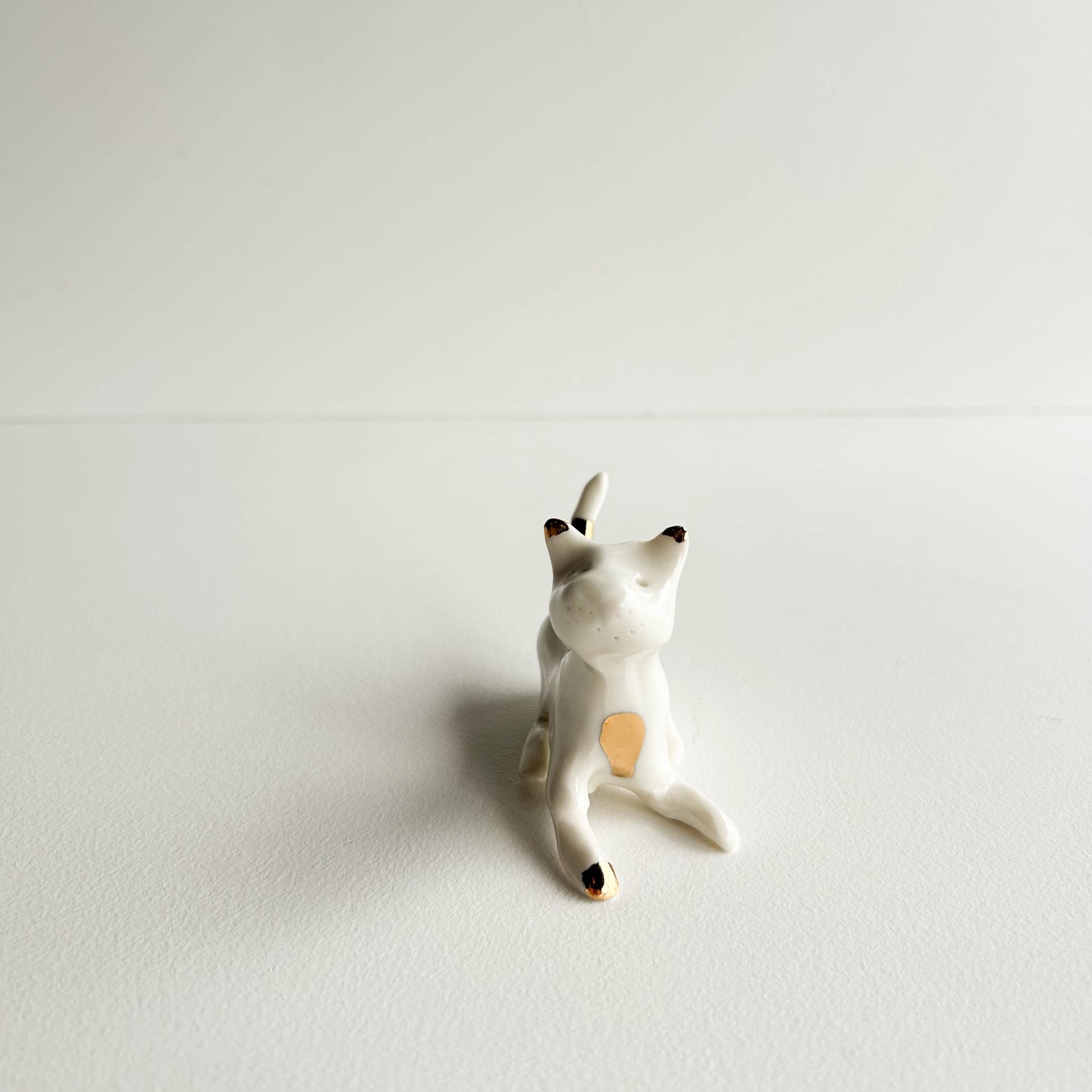 Porcelain DOG