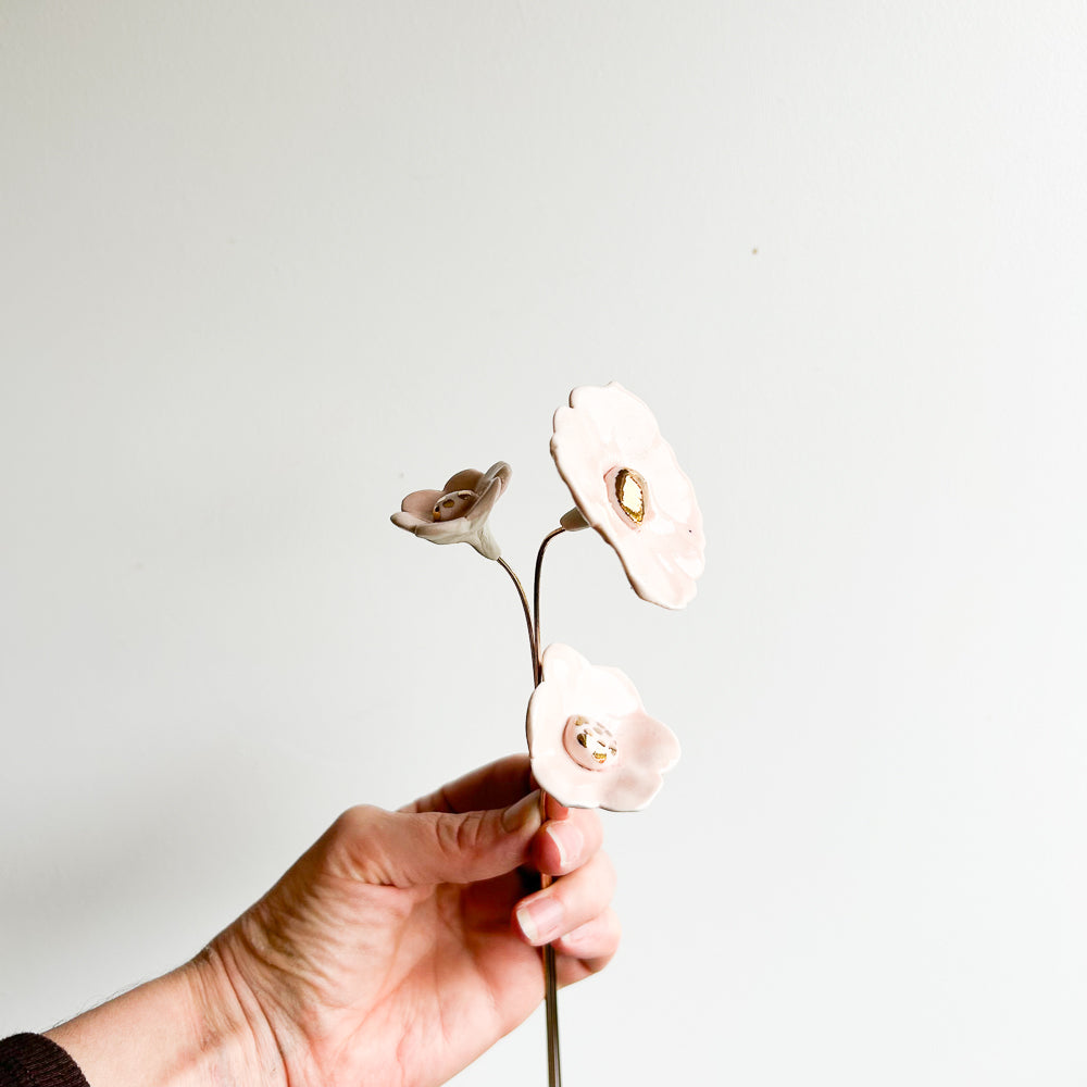 Porcelain flowers on brass wire - 3