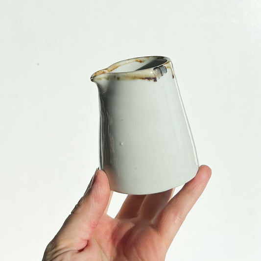 Pourer